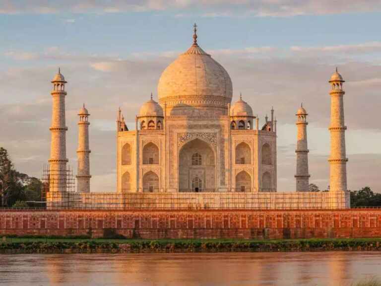 Paisaje del Taj Mahal en India destinos turísticos populares